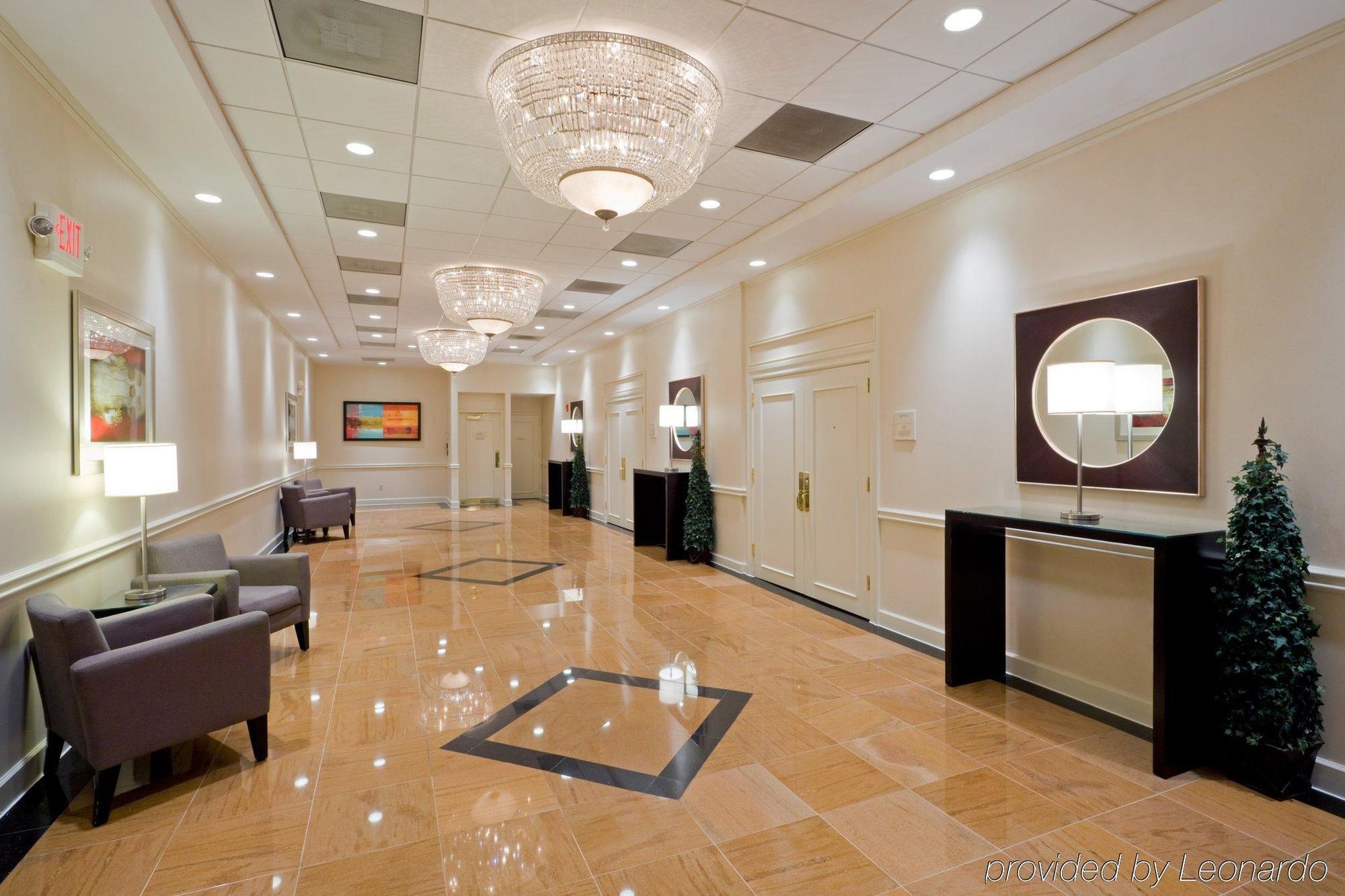 Ramada Plaza By Wyndham Cranbury/S Brunswick Hotel & Conf Ctr Jamesburg Interior photo